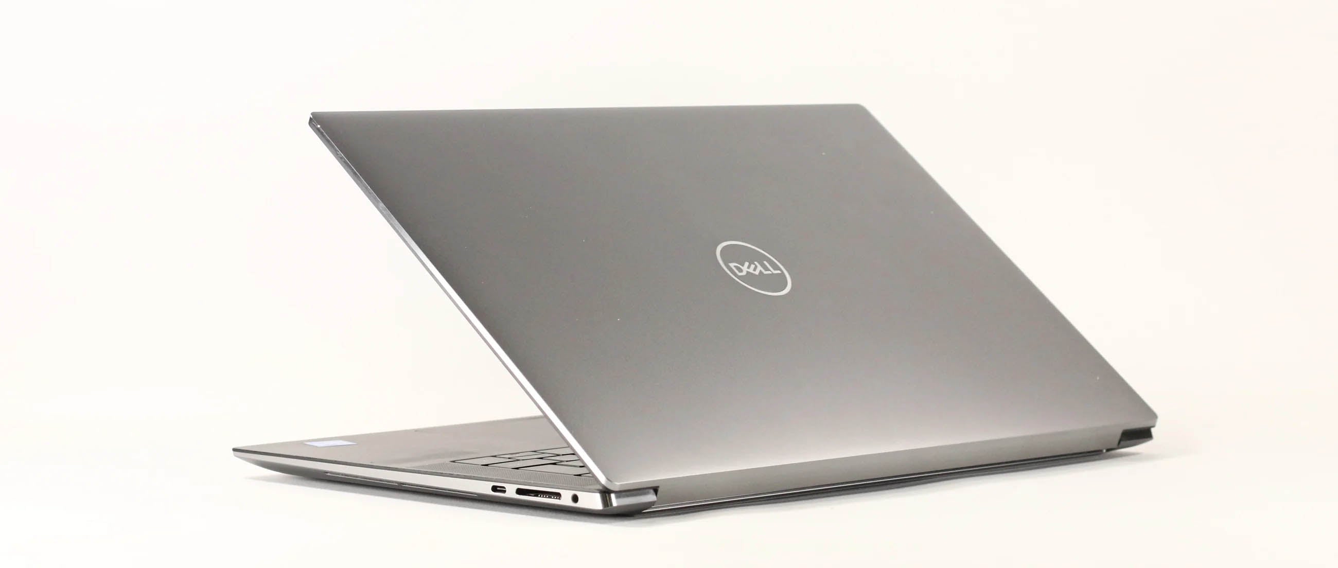 DELL Precision 5560 - スタイリッシュな天板デザインと輝くDELLブランドロゴ