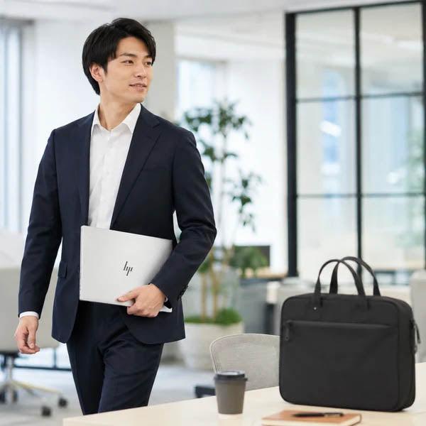 HP ProBook 630 G9 - 究極の薄型ボディでバッグやリュックにすっきり収納できる軽量デザイン